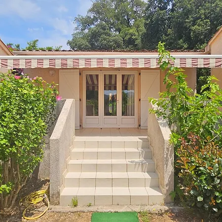 T2 45 M2 Climatise Proche Holiday home